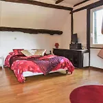 Maison Avec Piscine Couverte Hébergement de vacances *