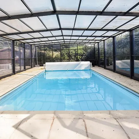 Maison Avec Piscine Couverte Hébergement de vacances