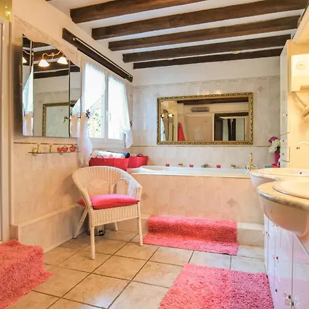 Semesterbostad Maison Avec Piscine Couverte Fervaques